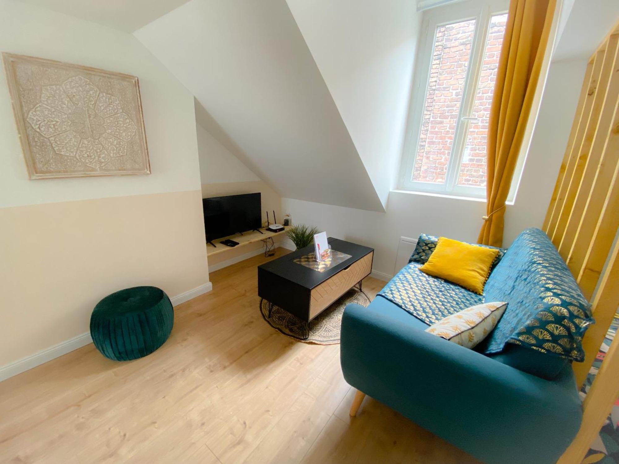 Apartament Le Temple 2 Calais Zewnętrze zdjęcie